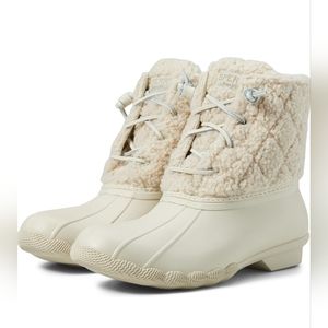 Sperry saltwater sherpa boots size 8